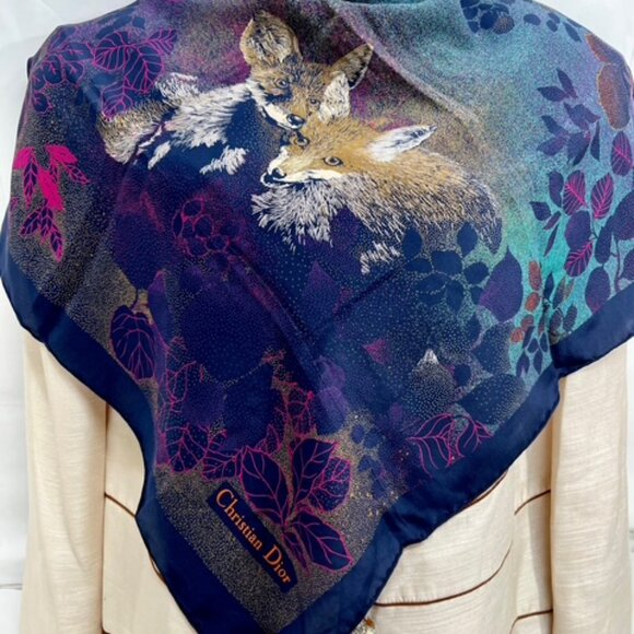 Beautiful Unused Fox Designed  Christian Dior 100% Silk Scarf  Satin 29"x29  (17 - Picture 6 of 9